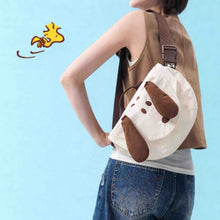 Load image into Gallery viewer, Peanuts Snoopy Crossbody Bag